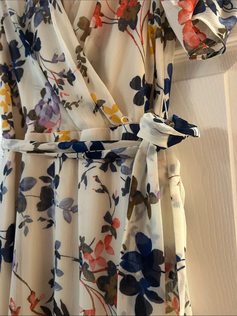 Cream Floral women’s Midi Dress with Puff Sleeves summer